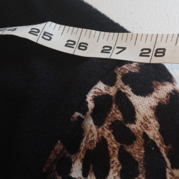 Lilypad super soft cardigan cheetah print large - Picture 11 of 12